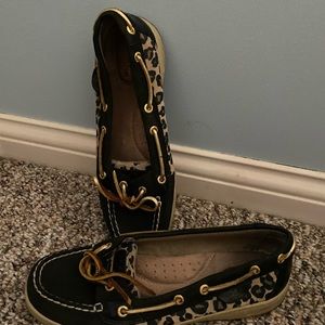 Sperry’s black and cheetah print boat shoes